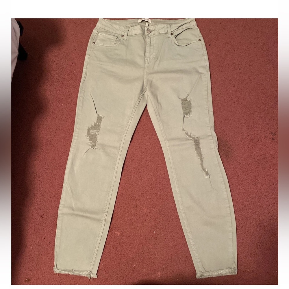 Kiss&Cry Green Stretch Distressed Skinny jeans Juniors Size 13.